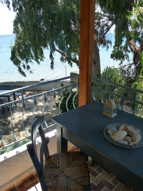 Mairi Lina Studios Кала-Нера Номер фото
